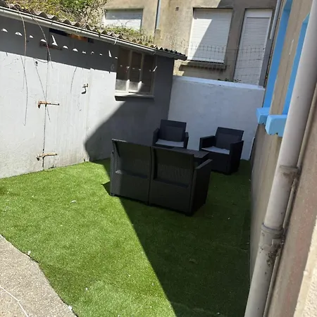 Sauna Et Cosy 50 M2 Avec Parking Prive Et Vue Apartmán